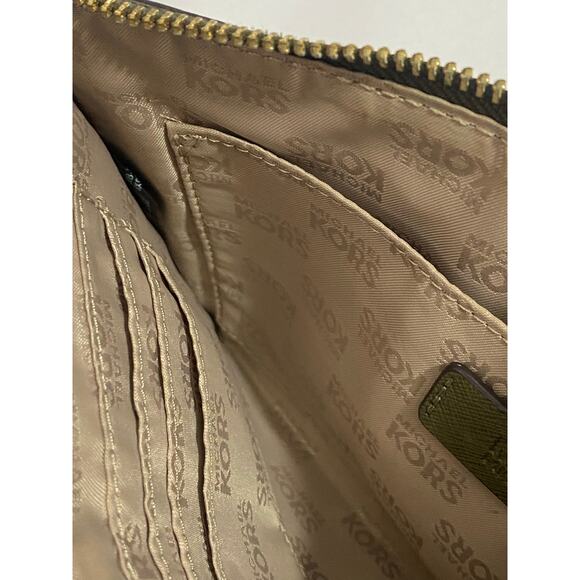 Michael Kors Sandrine Stud Leather Large Zip Clutch/wristlet in Pale Gold - Picture 8 of 8